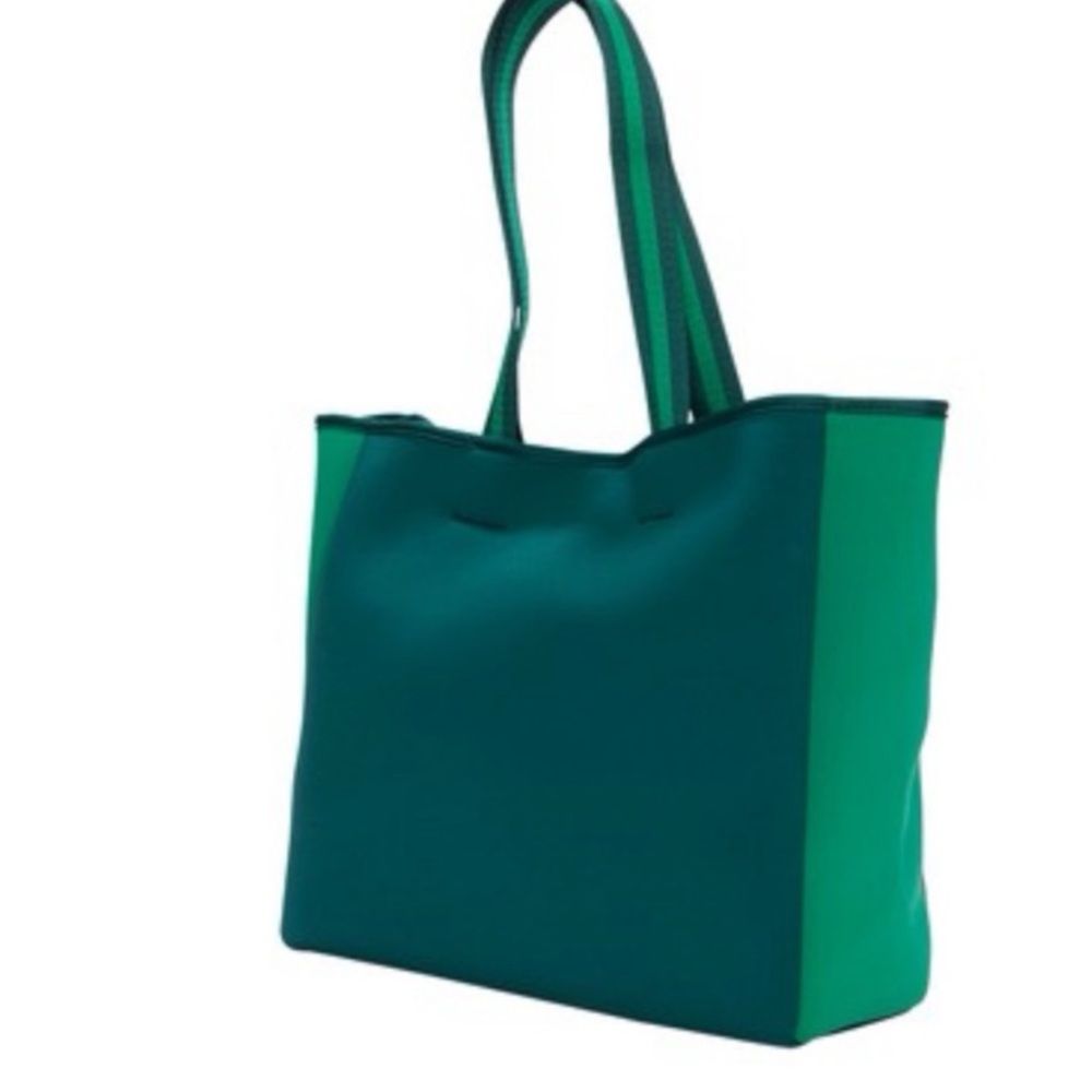 NWT Summersalt Neoprene Green Tote spacious shoulder bag